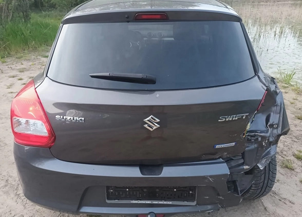 Suzuki Swift cena 32999 przebieg: 46000, rok produkcji 2020 z Wschowa małe 191